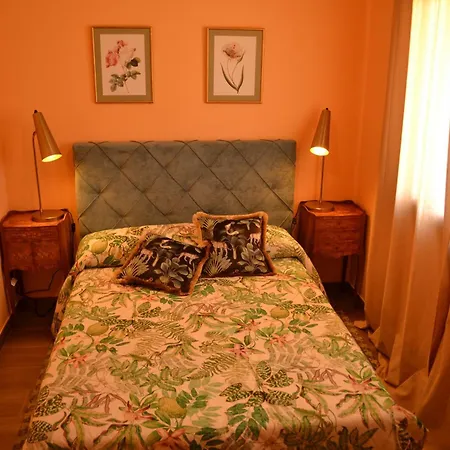 La Centralita De La Abuela Segóvia